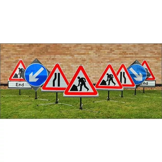 Quazar TriFlex 750mm Chapter 8 Road Sign Kit-0