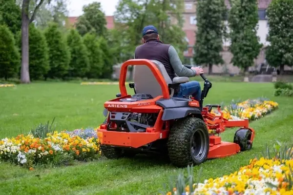 991317-Ariens-Apex-48R