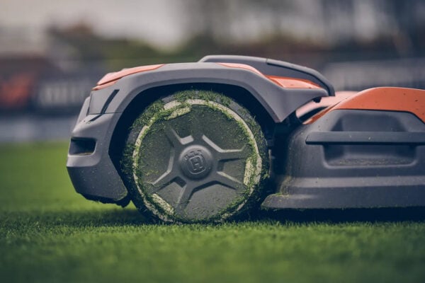 Husqvarna CEORA® Active Wheel Brush Kit