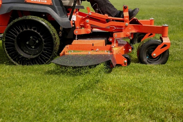 991326-Ariens-Apex-52(1)