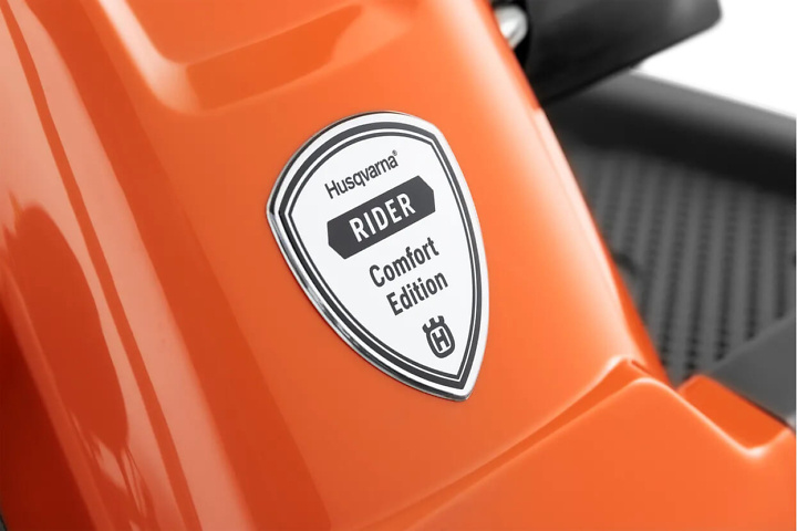 Husqvarna R 214TC Out Front Mower (Comfort Edition)